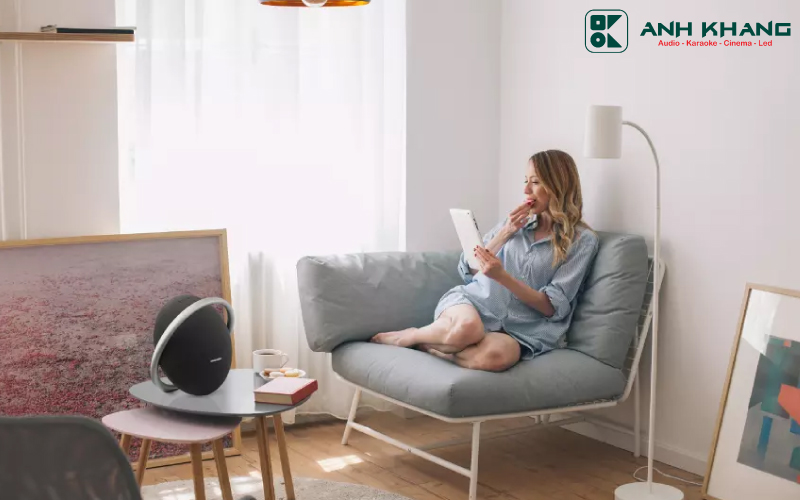 Loa Harman Kardon Onyx Studio 8